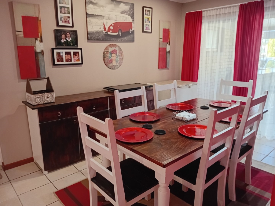 4 Bedroom Property for Sale in Gonubie Eastern Cape
